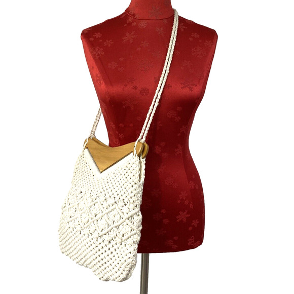 Vintage Mister Ernest Handbag White Macrame Shoulder Bag Purse with Wooden Frame - Picture 3 of 8